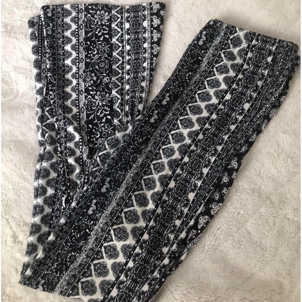 Fashion nova flare pants
